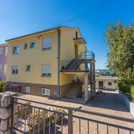 Sea View Apartament *