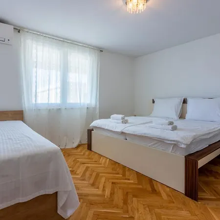 Sea View ツリクヴェニツァ