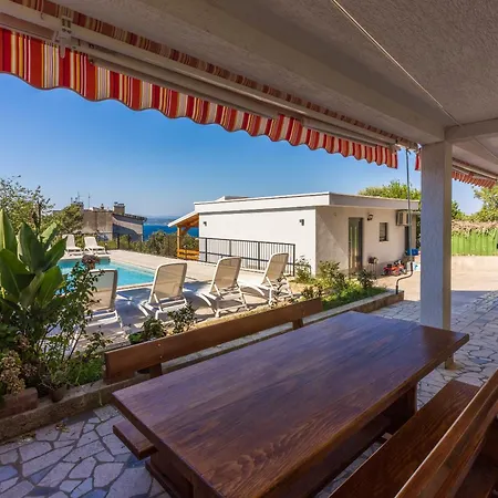 דירה Sea View
